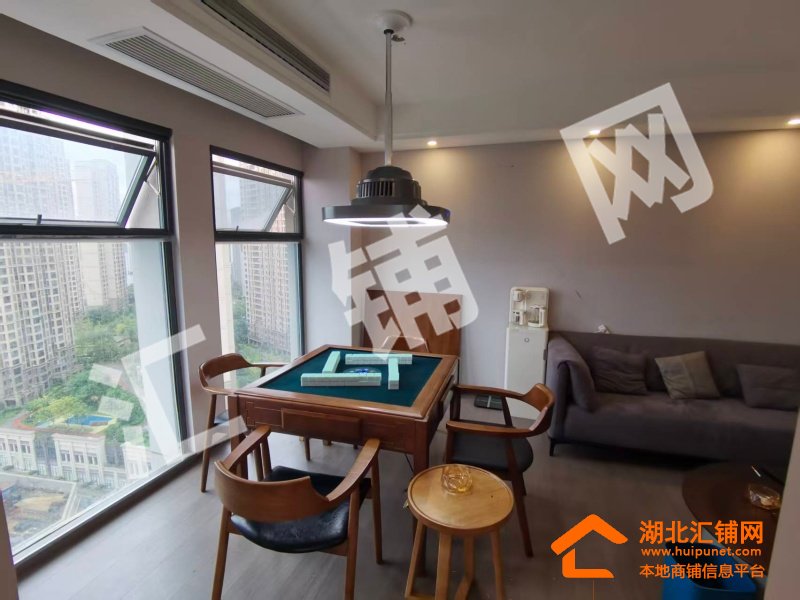 茅箭區(qū)文昌路匯霖時(shí)尚廣場(chǎng)165㎡精裝棋牌室出