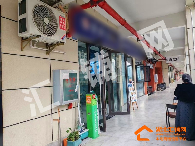 北京中路震洋贵府临街79㎡美食店转让