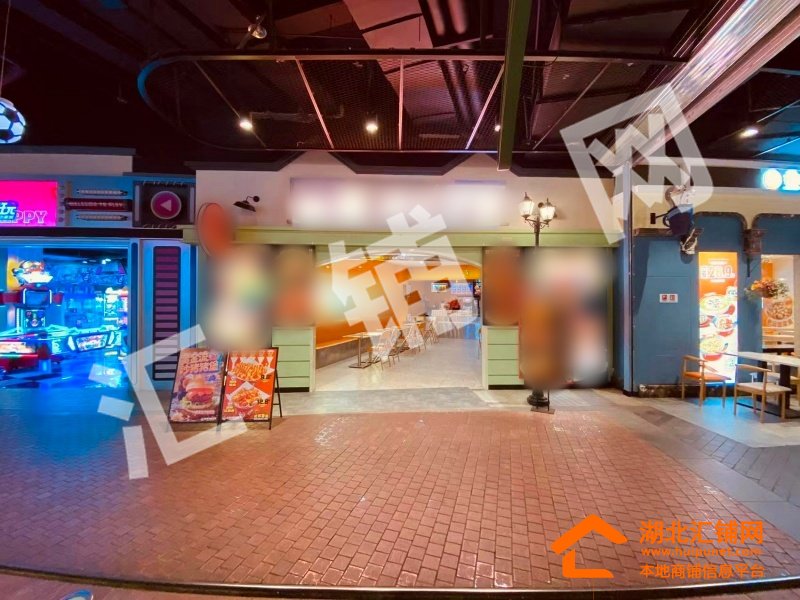 十堰市某商场内负一楼112.8㎡精装门面转让