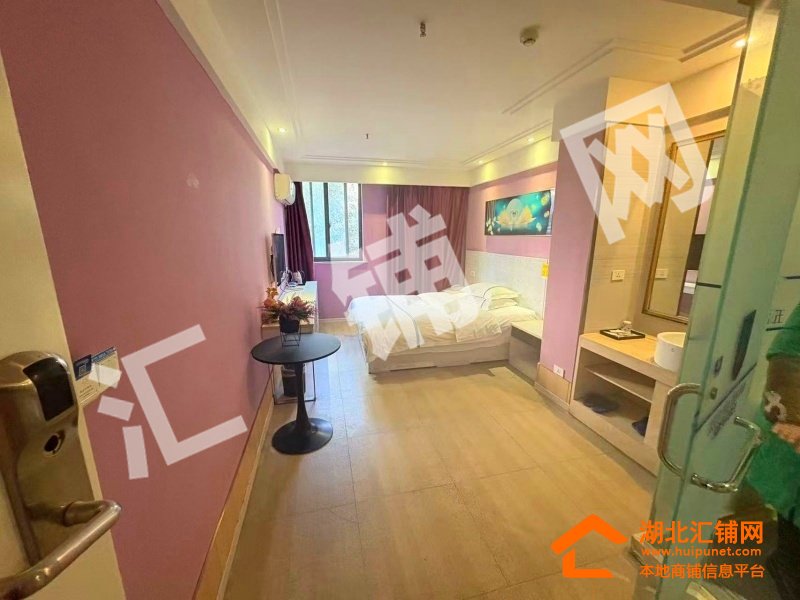 火車南站旁精裝1350㎡賓館轉(zhuǎn)讓