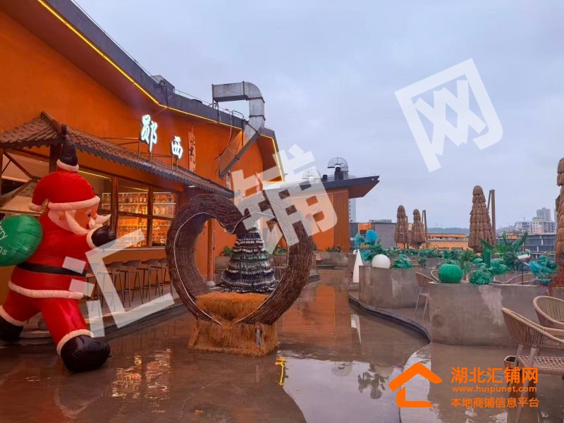 郧西天河金街黄金场地1300㎡精装修酒吧转让