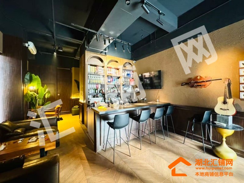 震洋贵府100㎡精装酒馆转让