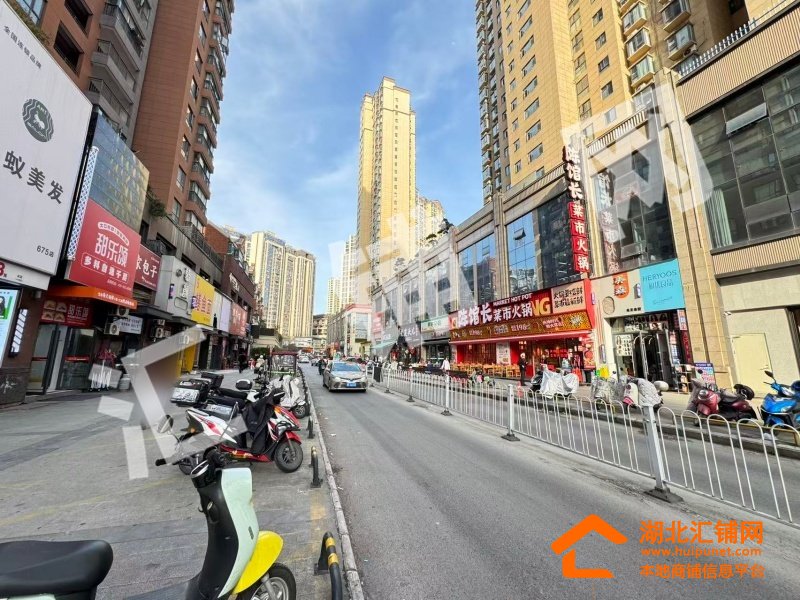 上海路临街95㎡精装修门面转让